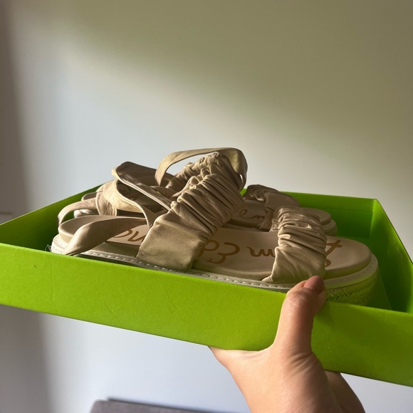 Cream Ruched Sandals - Picture 5 of 6